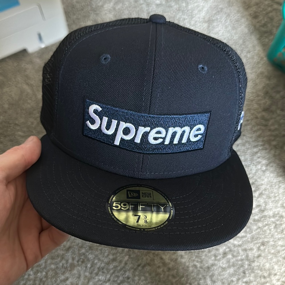 Supreme Box Logo New Era 7 3/8